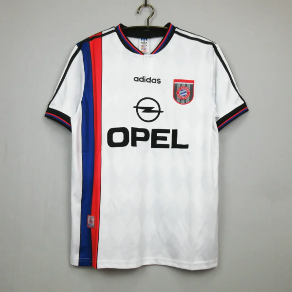 Bayern Munich 1995-1996 away shirt